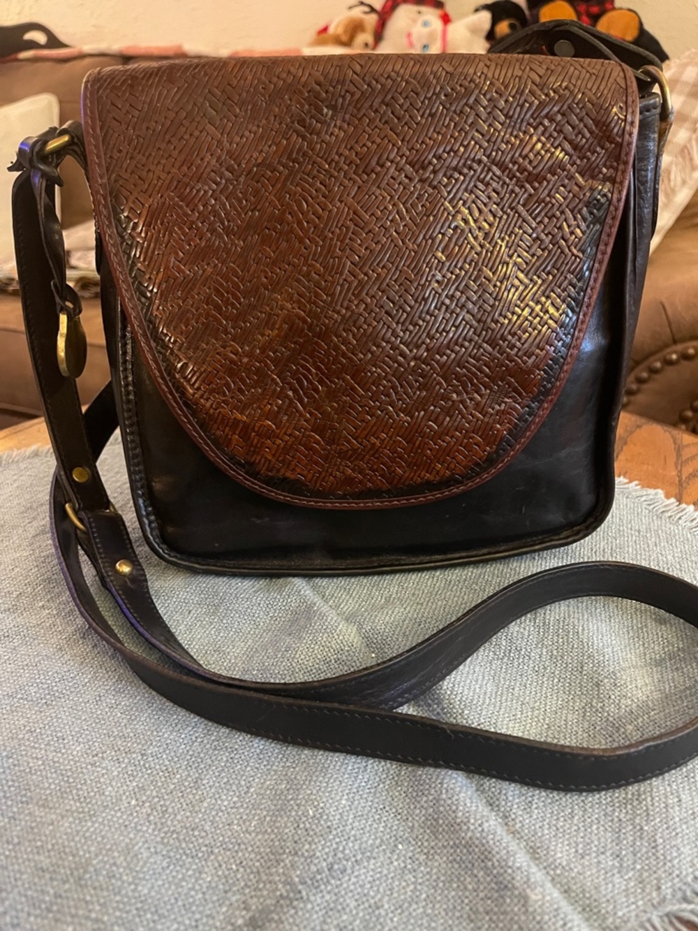 Brahmin  Classic Two-Tone Brown/Black  Leather Crossbody Bag - Picture 2 of 5
